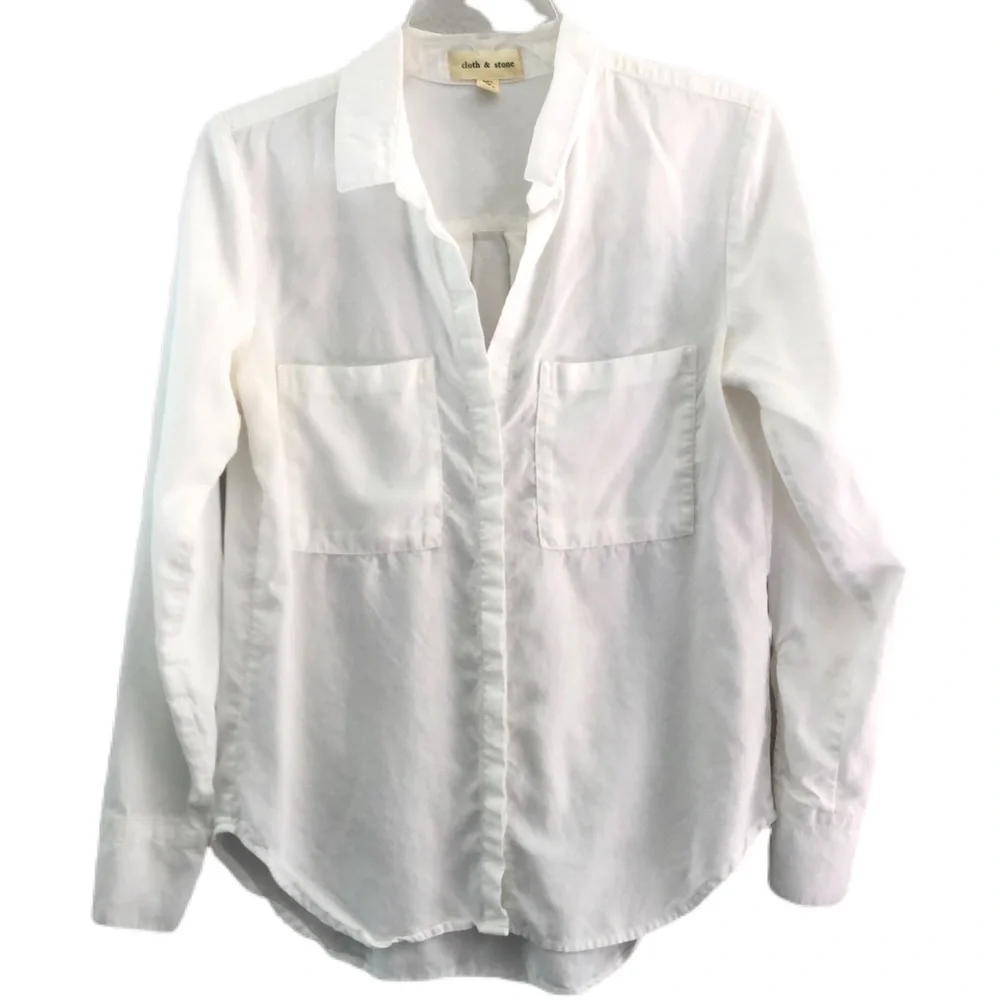 Cloth & Stone Button Down White Collared Shirt - Picture 2 of 5